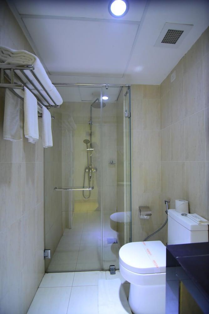 Thilhara Days Inn Kolombo Bagian luar foto