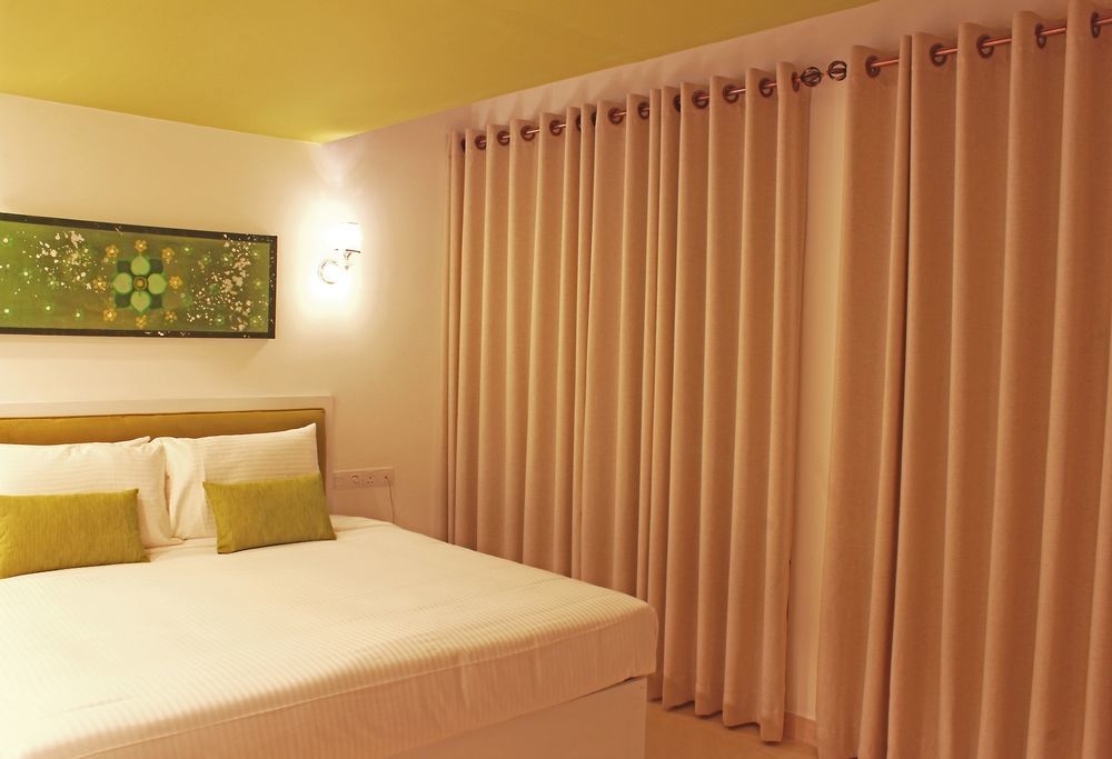 Thilhara Days Inn Kolombo Bagian luar foto