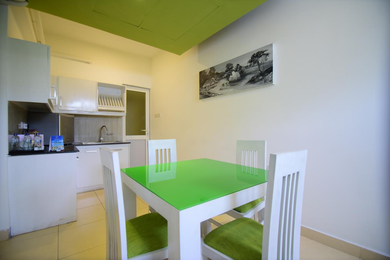 Thilhara Days Inn Kolombo Bagian luar foto