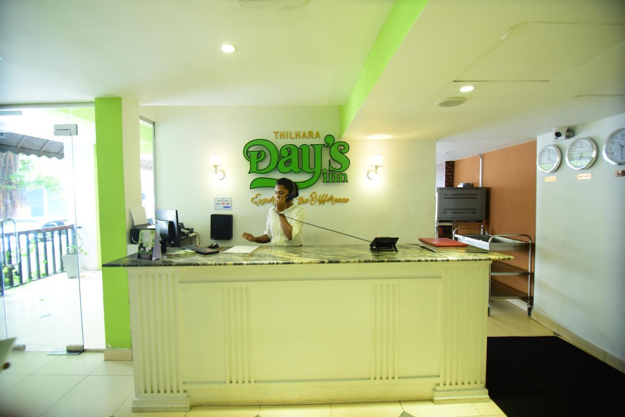 Thilhara Days Inn Kolombo Bagian luar foto