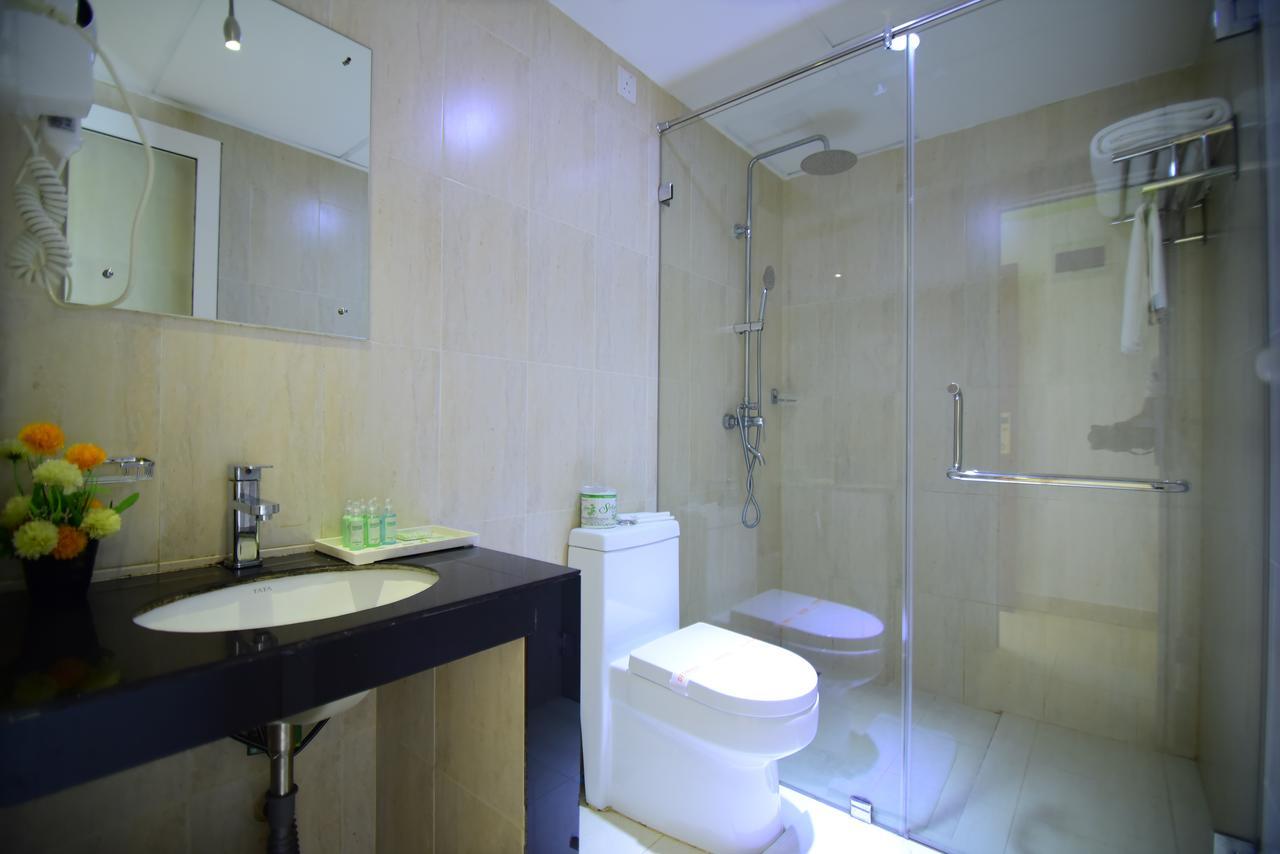 Thilhara Days Inn Kolombo Bagian luar foto