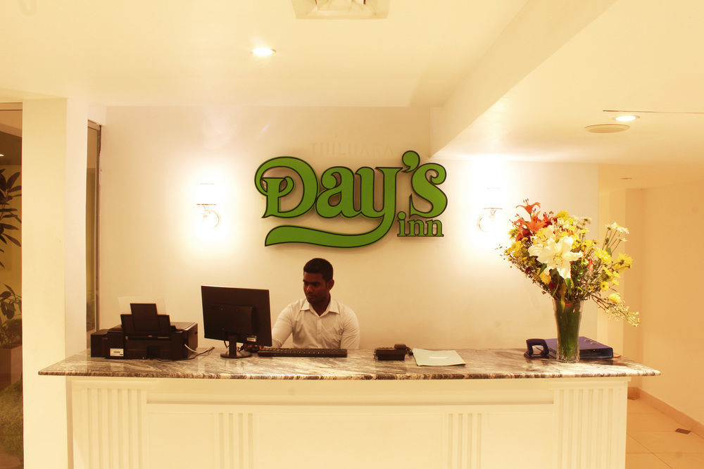 Thilhara Days Inn Kolombo Bagian luar foto