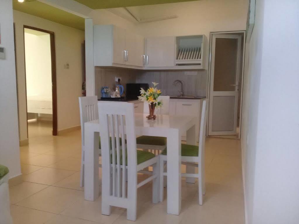 Thilhara Days Inn Kolombo Bagian luar foto